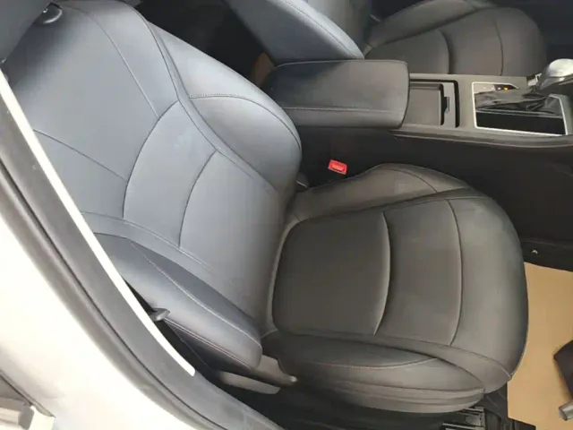 Roewe i5 — Фото автомобиля 24