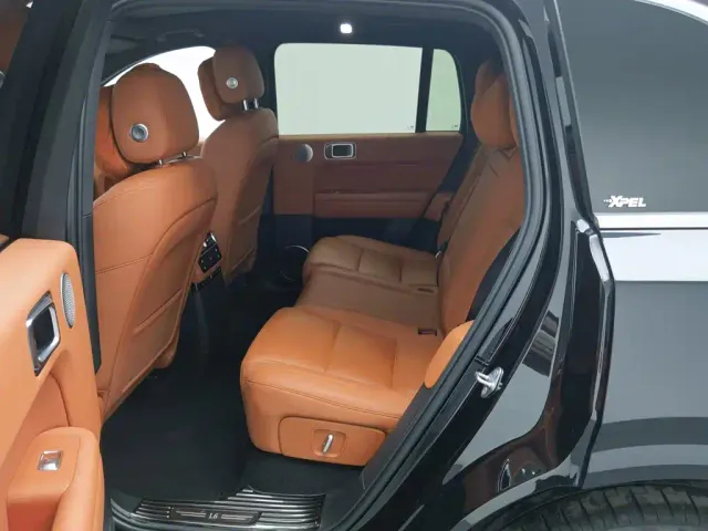Li Auto L6 — Фото автомобиля 15