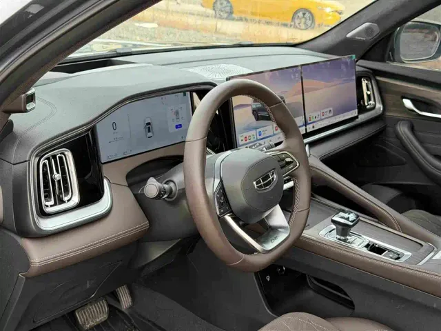 Geely Xingyue L — Фото автомобиля 11