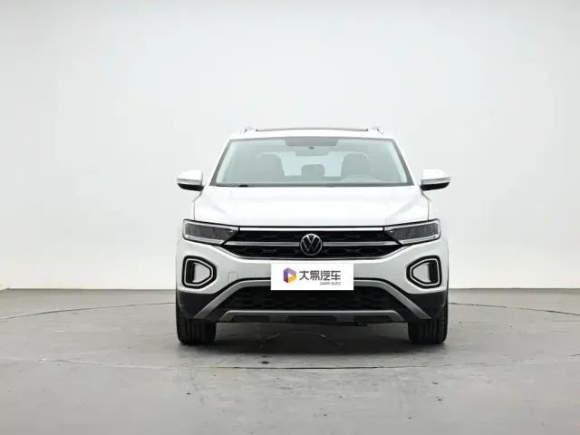 Volkswagen T-Roc — Фото автомобиля 2