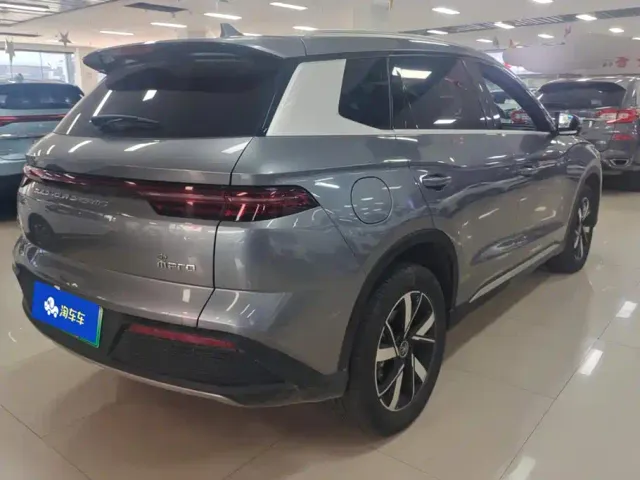 BYD Song Pro — Фото автомобиля 3