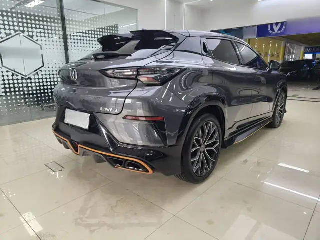 Changan UNI-T — Фото автомобиля 15