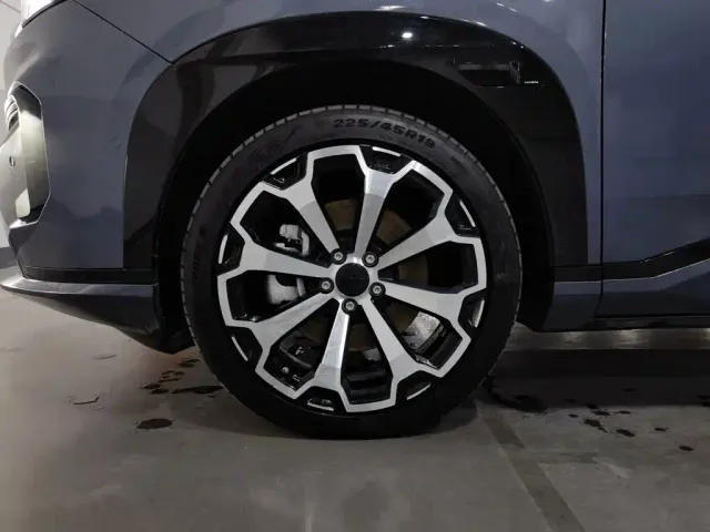 Aion AION V 2024 Aion Tyrannosaurus 650 LiDAR Edition — Фото автомобиля 17