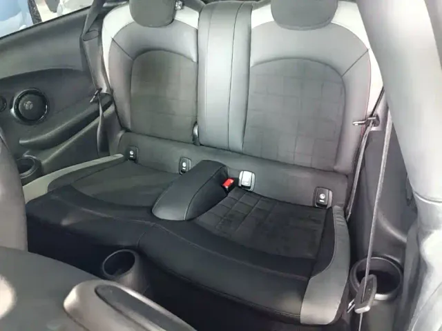 MINI Hatch — Фото автомобиля 16