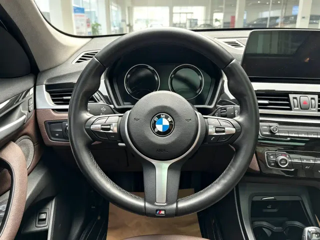 BMW X1 — Фото автомобиля 14