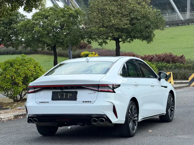 Chery Arrizo 8 — Фото автомобиля 6