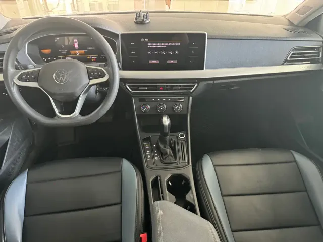Volkswagen Lavida — Фото автомобиля 16