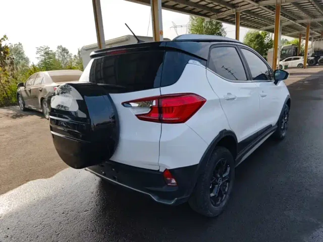BYD Yuan Pro — Фото автомобиля 6