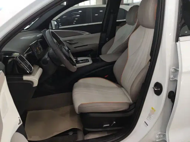 BYD Song Pro — Фото автомобиля 14