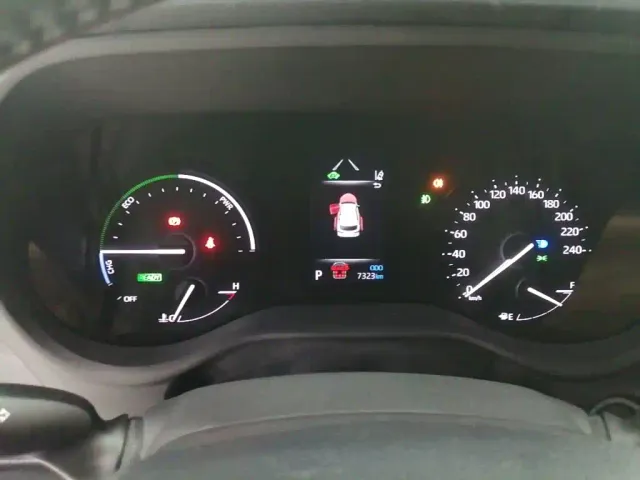Toyota Sienna — Фото автомобиля 11