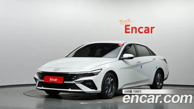 Фотография автомобиля — Hyundai Avante CN7