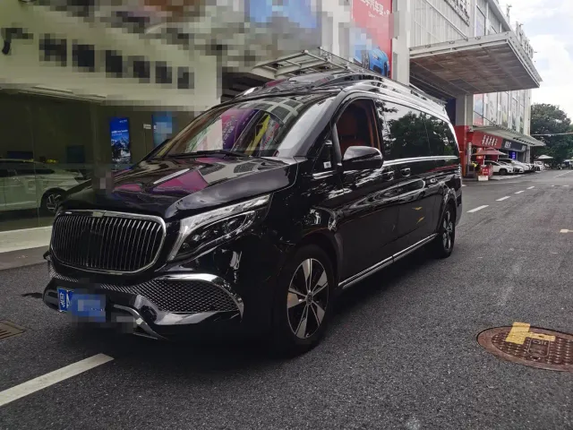Mercedes-Benz V-Class — Фото автомобиля 3