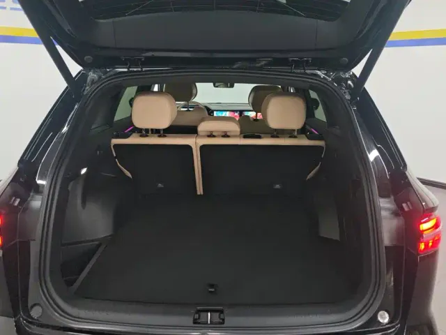 Geely Xingyue L — Фото автомобиля 4
