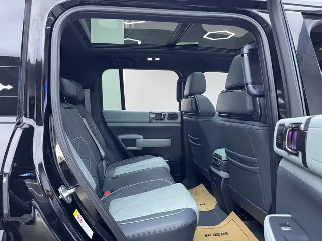 Fang Cheng Bao Leopard 5 2023 Explorer Edition — Фото автомобиля 14
