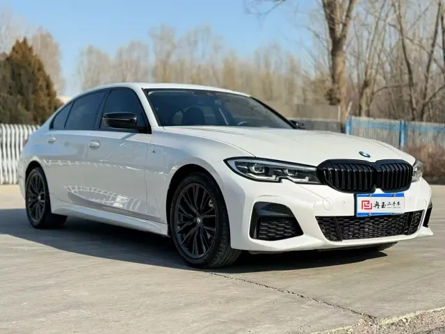 BMW 3 Series — Фото автомобиля 3