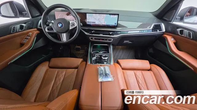 BMW X7 — Фото автомобиля 8