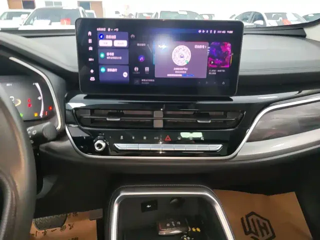 Haval Haval H6 2023 National Trend Edition 1.5T Automatic Champion — Фото автомобиля 12