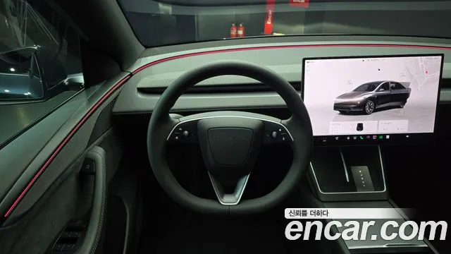 Tesla Model Y — Фото автомобиля 19