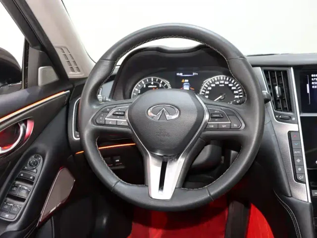 Infiniti Q50L — Фото автомобиля 13