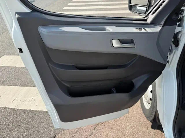 Maxus Xintu V80 — Фото автомобиля 6