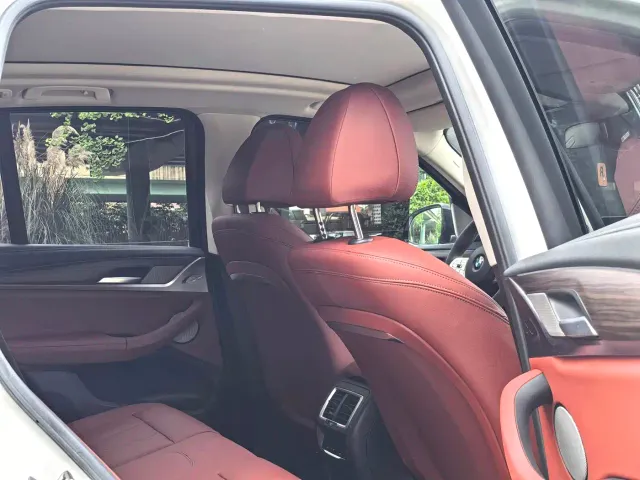 BMW X3 — Фото автомобиля 3