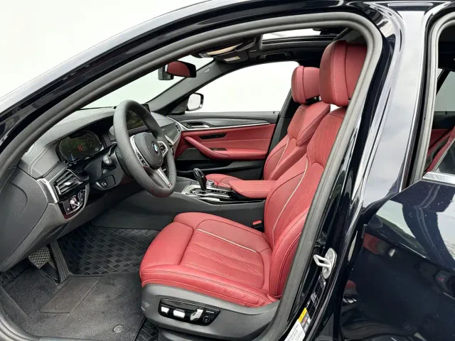 BMW 5 Series — Фото автомобиля 3