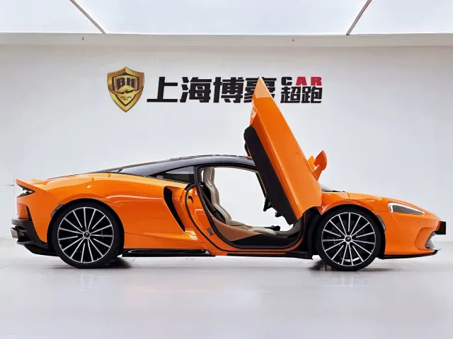 McLaren GT — Фото автомобиля 9