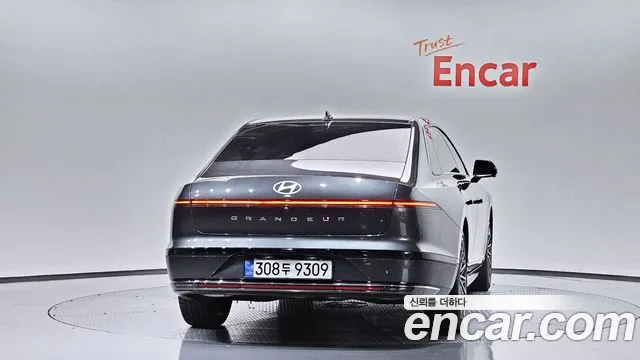Hyundai Grandeur GN7 — Фото автомобиля 4
