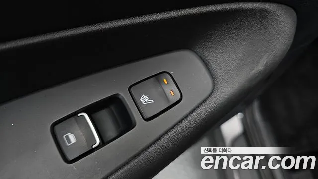 Hyundai Santafe Новый Santa Fe Дизель 2.2 2WD — Фото автомобиля 25