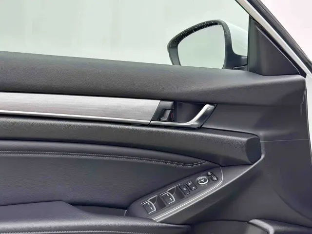 Honda Accord — Фото автомобиля 13