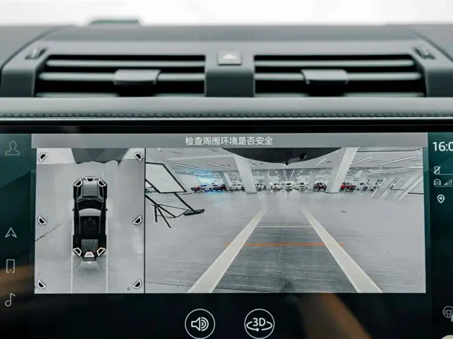 Land Rover Defender — Фото автомобиля 14