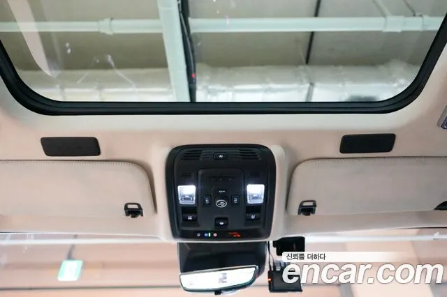 Cadillac Escalade — Фото автомобиля 16