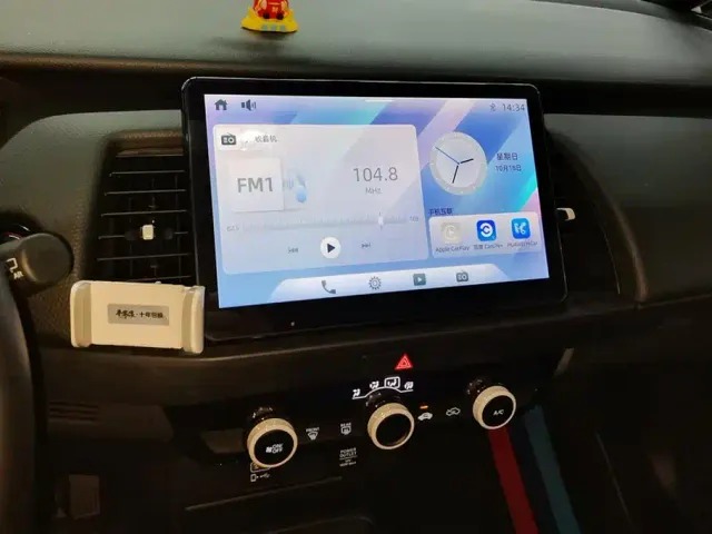 Honda Fit — Фото автомобиля 13