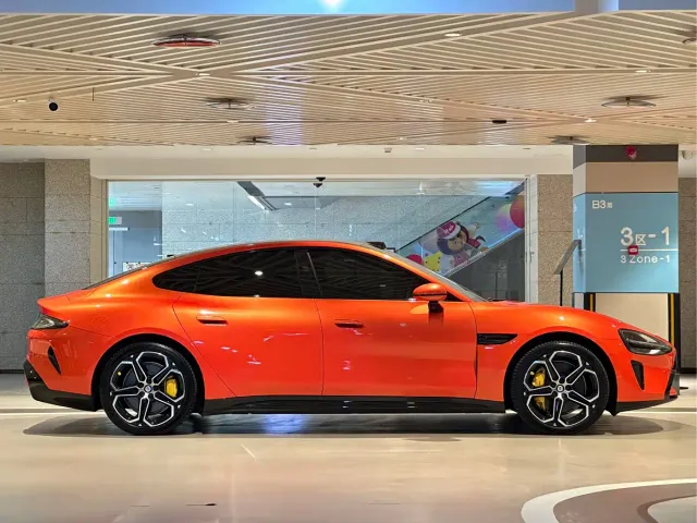 Xiaomi SU7 — Фото автомобиля 4