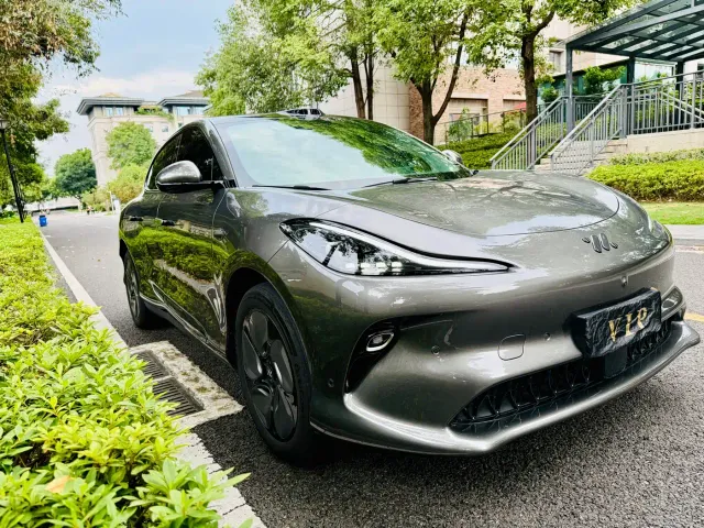 IM Motors LS6 — Фото автомобиля 3