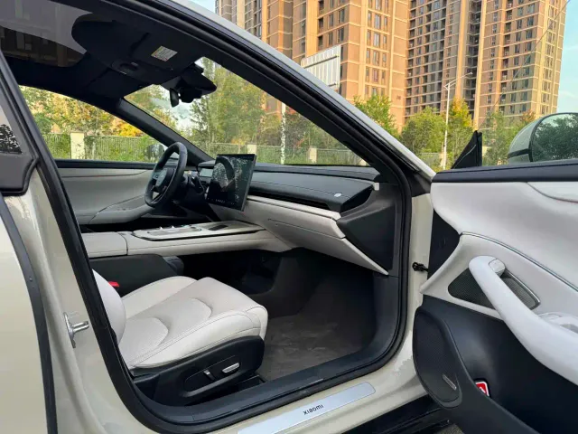 Xiaomi SU7 — Фото автомобиля 6