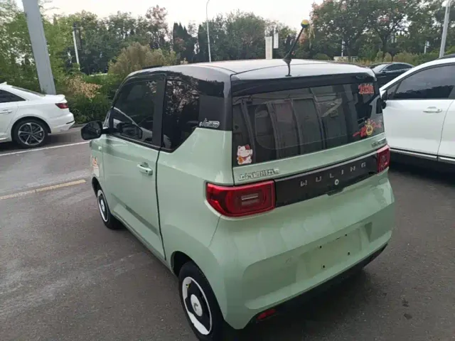Wuling Hongguang Mini EV — Фото автомобиля 4