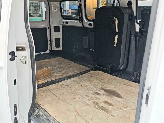 Wuling Yangguang — Фото автомобиля 10
