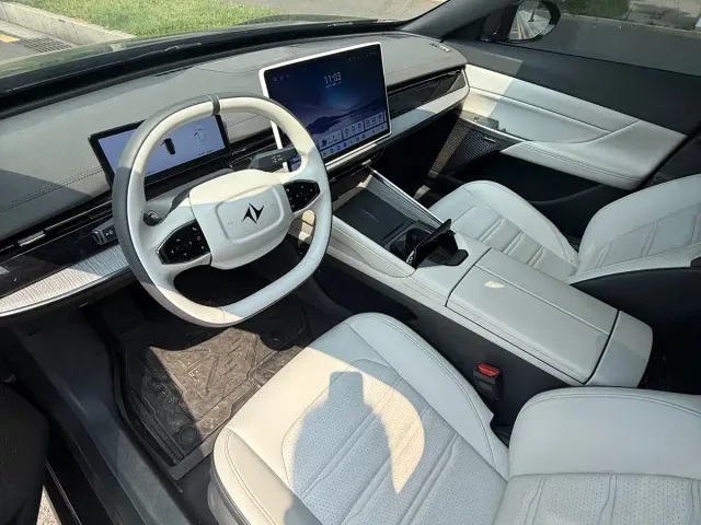 Dongfeng eπ 007 — Фото автомобиля 4