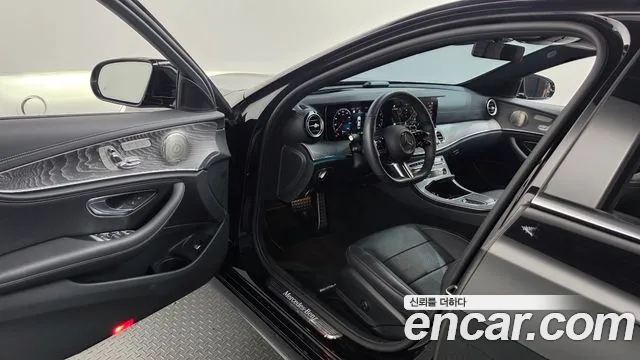 Mercedes-Benz E-Class W213 — Фото автомобиля 15