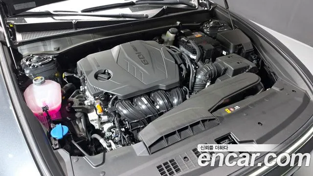 Hyundai Grandeur GN7 — Фото автомобиля 9