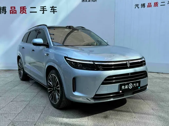 Aito M7 — Фото автомобиля 3