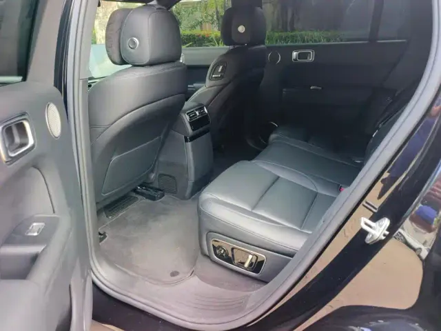 Li Auto L7 — Фото автомобиля 11