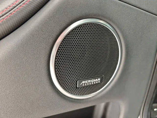 Land Rover Discovery Sport — Фото автомобиля 15
