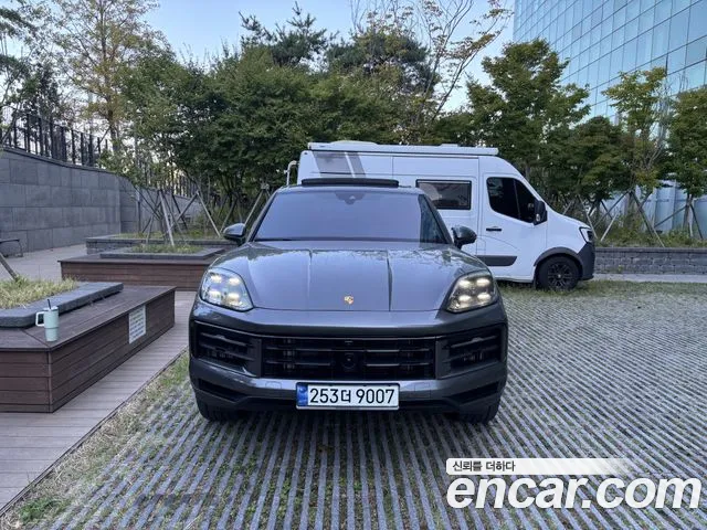 Фотография автомобиля — Porsche Cayenne PO536