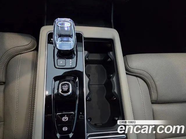 Volvo XC90 — Фото автомобиля 9