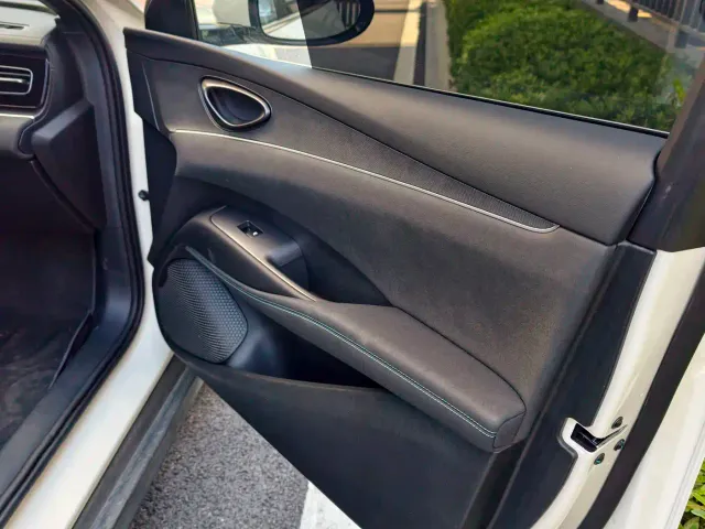 BYD Seal 06 — Фото автомобиля 13