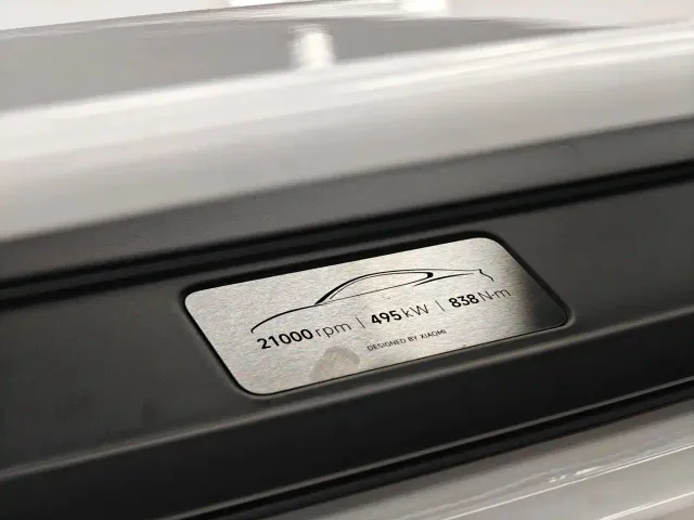 Xiaomi SU7 — Фото автомобиля 12