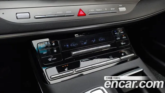Hyundai Grandeur Новый Grandeur IG 3.0 LPi (Для проката) — Фото автомобиля 17