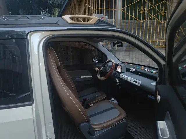 Wuling Hongguang Mini EV — Фото автомобиля 19